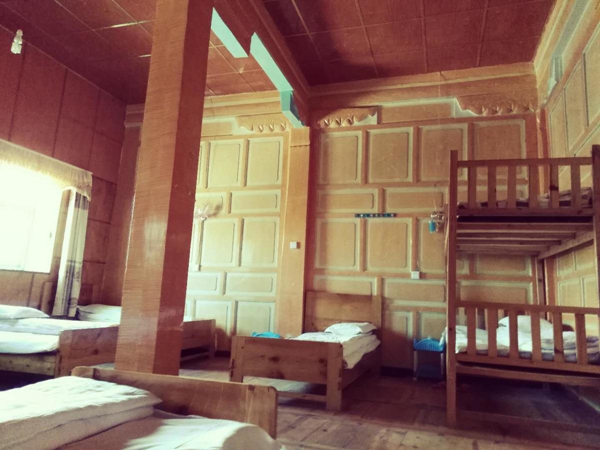 Zishuo Zihua Guest House Daocheng Esterno foto