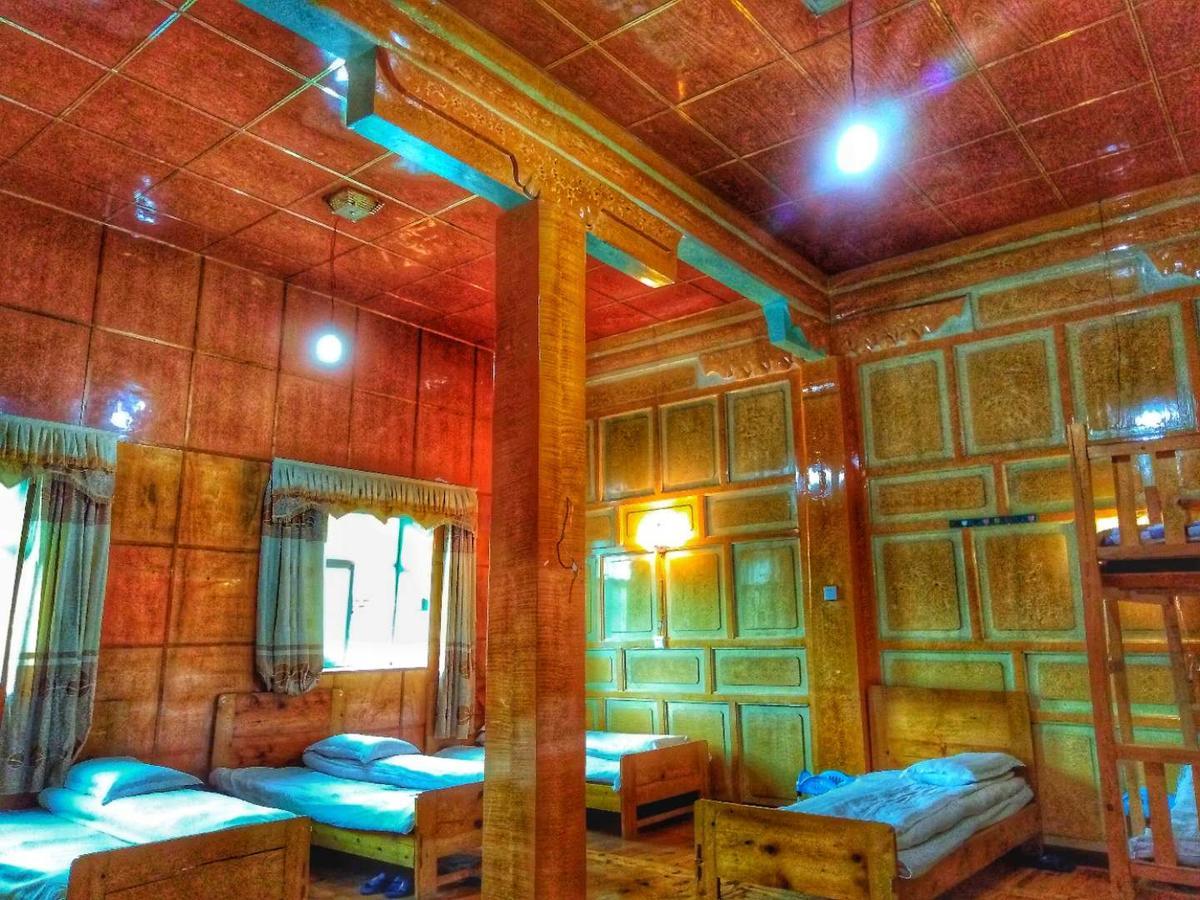 Zishuo Zihua Guest House Daocheng Esterno foto